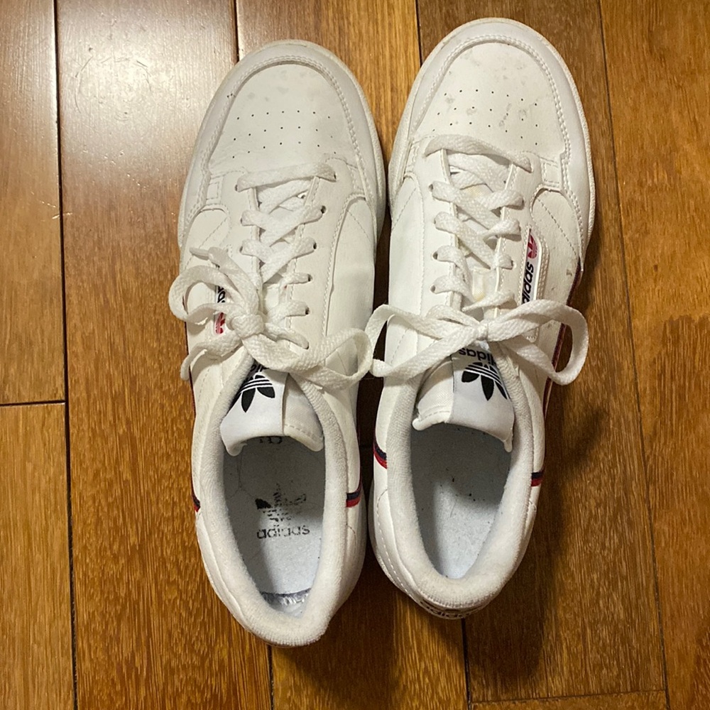 Women Adidas Continental 80